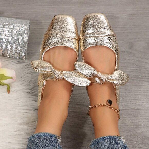 Gold Vintage Women's Low Heeled Shoes with Soft Leather Square Toe & Bow - Picture 2 of 5